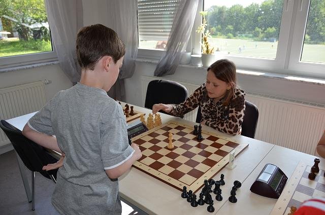 2013-06-Schach-Kids-Turnier-Klasse 3 und 4-057